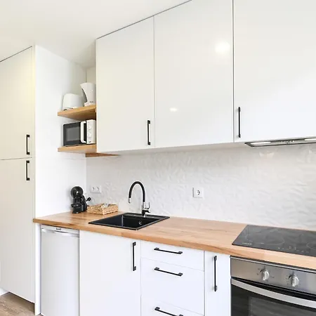 Apartamento Largo Da Estação B By Sé *